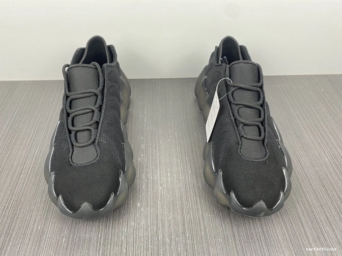 400 ADIDAS YEEZY H68032 0812